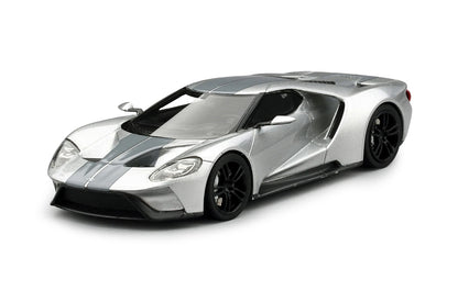 FORD GT INGOT SILVER CHICAGO AUTO SHOW 2015