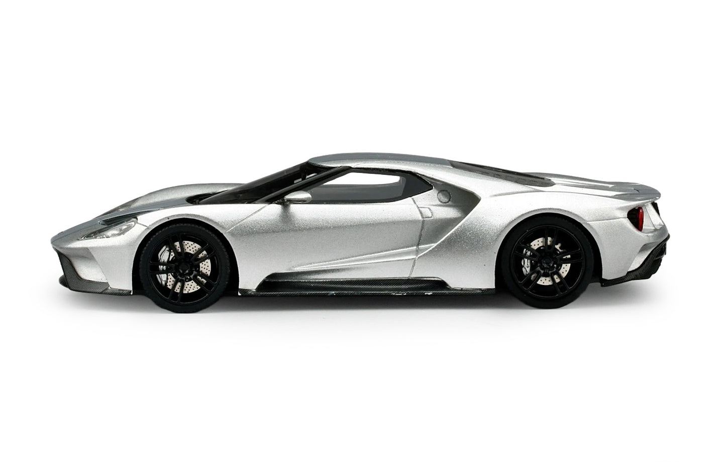 FORD GT INGOT SILVER CHICAGO AUTO SHOW 2015