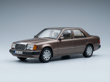 MERCEDES BENZ - E-CLASS 500E (W124) 1990 - BEIGE MET