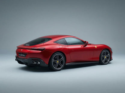 Rood Ferrari Roma-schaalmodel van Vroomi, met een strak ontwerp en een gedetailleerde afwerking.