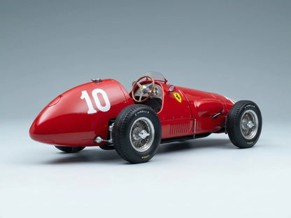 FERRARI – F1 500 F2 N 10, 2. Platz beim GP von Frankreich 1952, NINO FARINA – ROTES Modellauto auf Vroomi