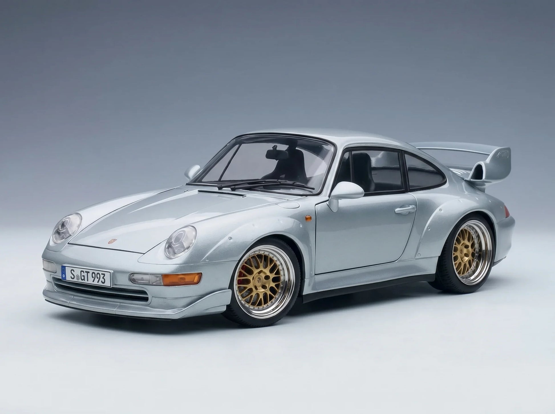 PORSCHE – 911 993 GT2 Coupé 1996 – BBS-Felgen – BBS-Felgen – Silber Modellauto auf Vroomi