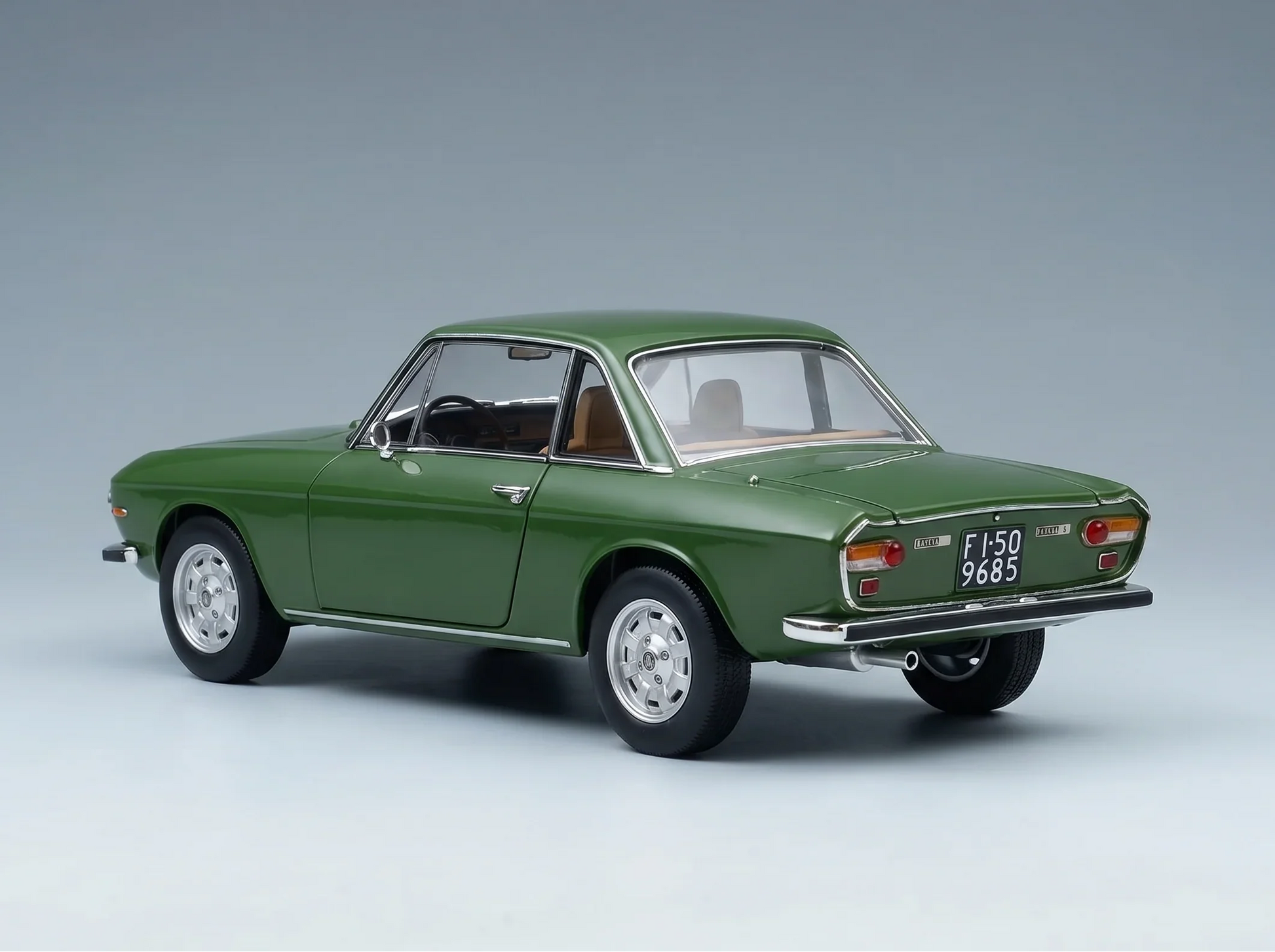 LANCIA – FULVIA 3ER-SERIE 1975 – GRÜN Modellauto auf Vroomi