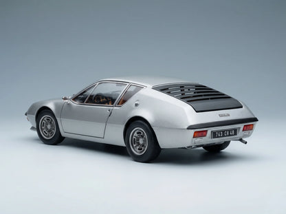 RENAULT – ALPINE 1600 VE COUPÉ 1975 – SILBER Modellauto auf Vroomi
