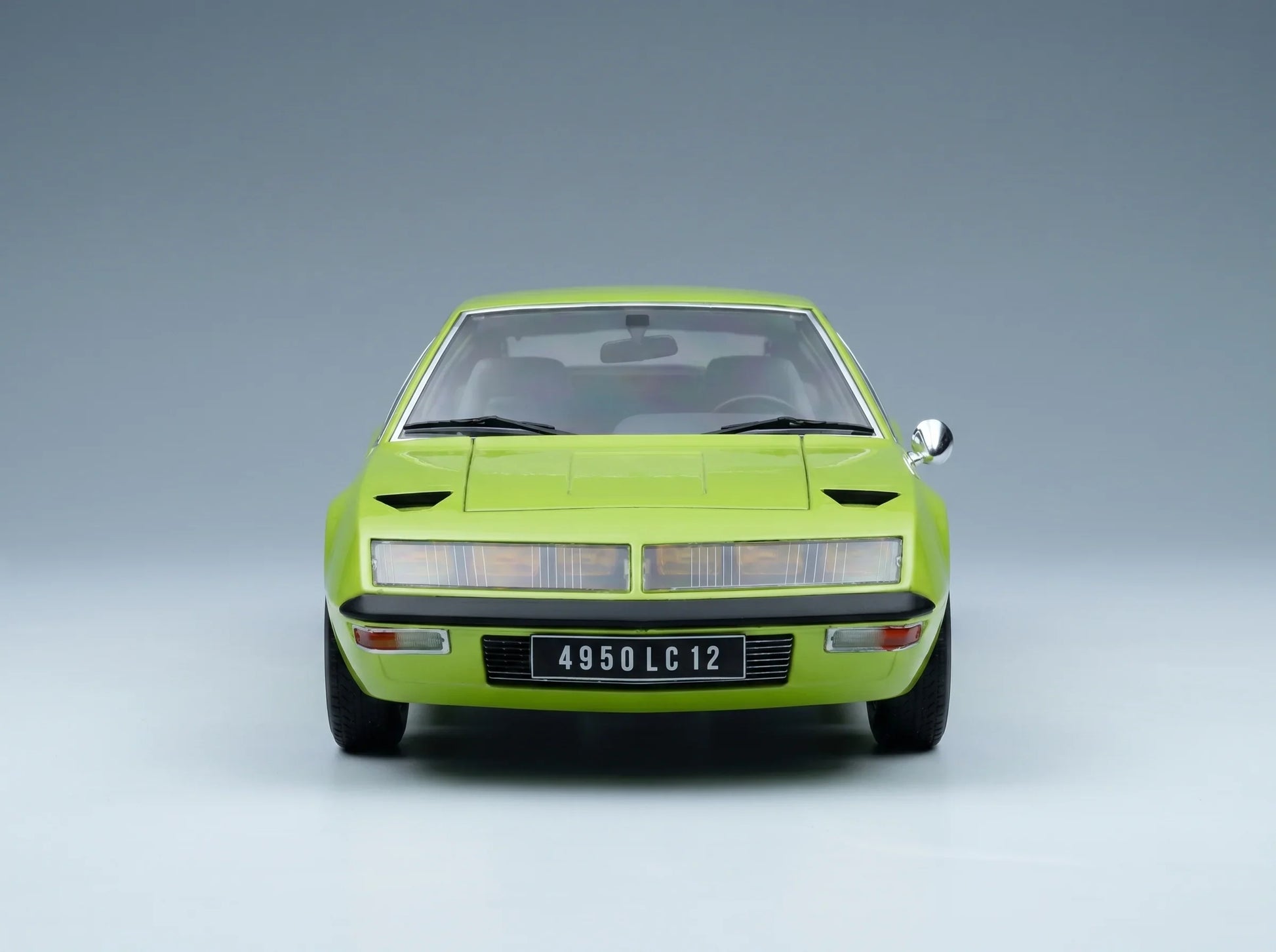 RENAULT - ALPINE A310 1600 VF COUPE 1975 - GREEN Scale model car on Vroomi