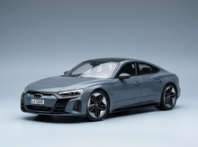 AUDI - GT RS E-TRON 2021 - CINZA