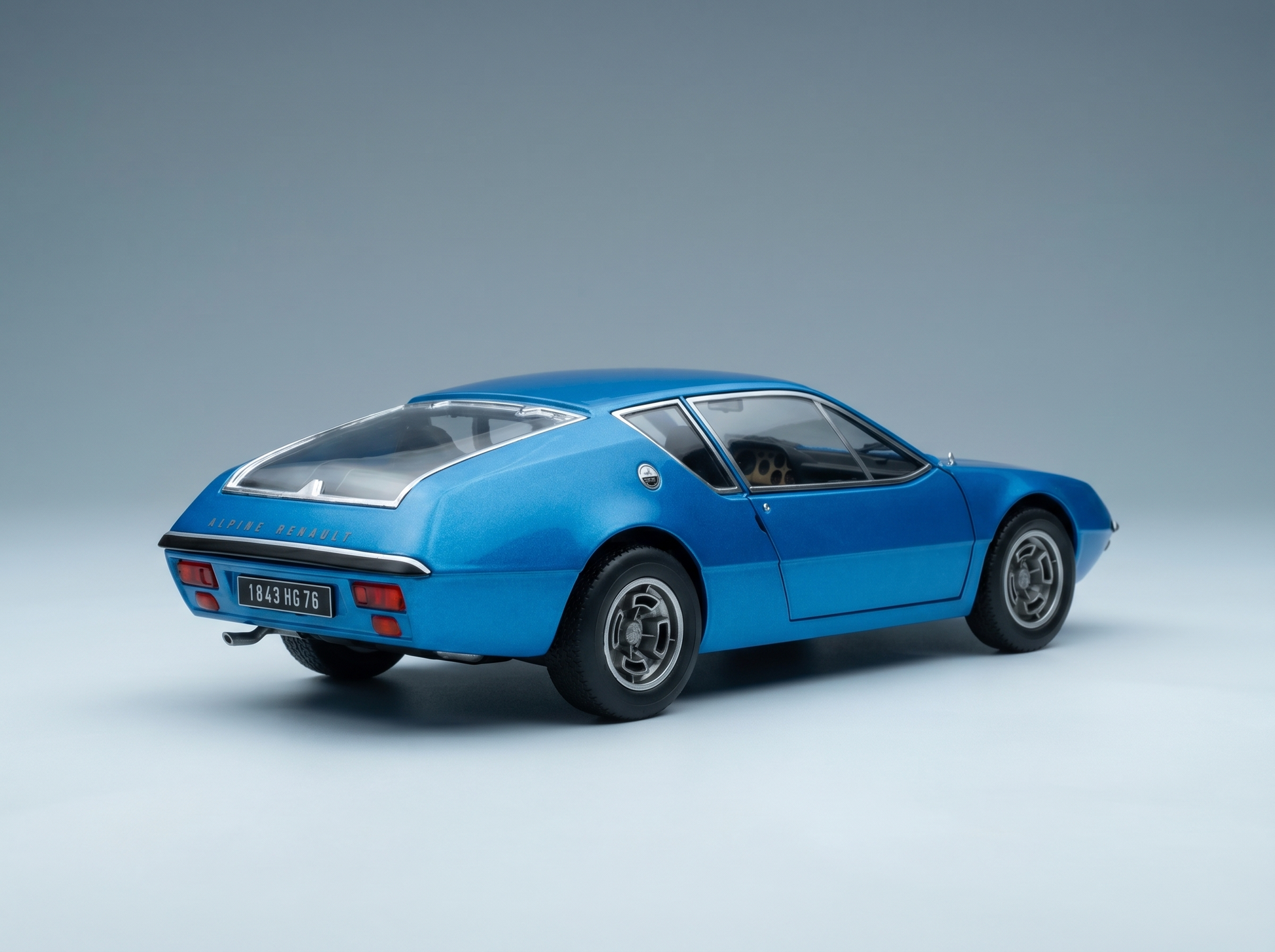 RENAULT – ALPINE 1600 COUPÉ 1972 – ALPINE Modellauto auf Vroomi