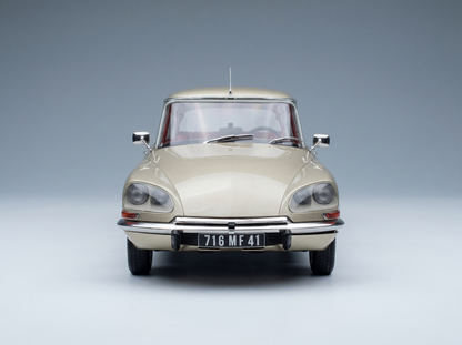 CITROËN – DS23 PALLAS 1973 – BEIGE Modellauto auf Vroomi