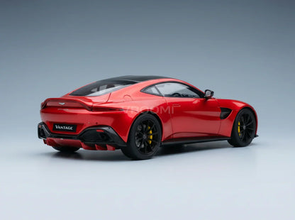 ASTON MARTIN - VANTAGE 2019 - HYPER RED CON TECHO NEGRO DE CARBONO Tienda de maquetas de coches Vroomi