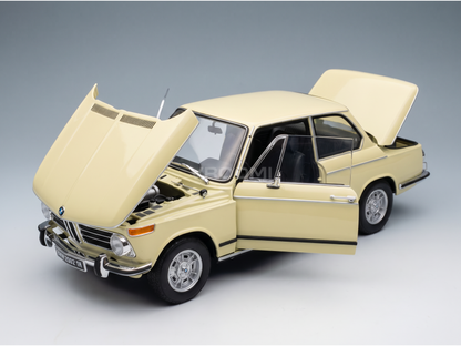 BMW - 2002Tii 1972 - CREME - STRATAUTO’S