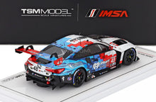 BMW - SÉRIE 4 M4 GT3 EVO DA EQUIPA PAUL MILLER RACING N.º 48 IMSA 24h de Daytona 2025 AUGUSTO FARFUS - DAN HARPER - MAX HESSE - JESSE KROHN - BRANCO PRETO VERMELHO AZUL Modelo em escala no Vroomi