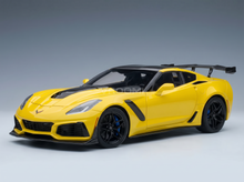 CHEVROLET - CORVETTE C7 ZR1 2017 - AMARILLO DE CARRERAS