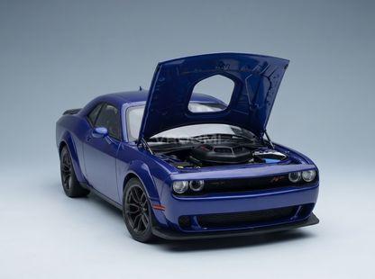 DODGE - CHALLENGER R/T SCAT PACK WIDEBODY 2022 - AZUL INDIGO Maqueta de coche en Vroomi