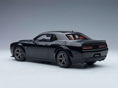DODGE - CHALLENGER SRT SUPER STOCK COUPÉ 2023 - NEGRO Maqueta de coche en Vroomi