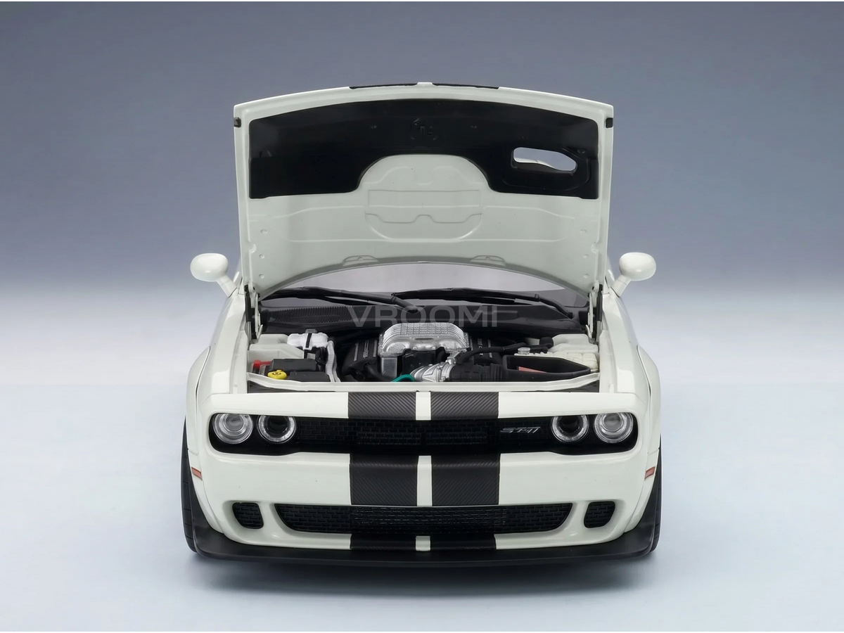 Dodge Challenger SRT Super Stock Coupe 2023 White AUTOart 1:18 scale model - image 4