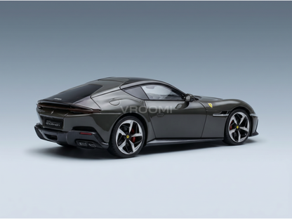 ferrari-12cilindri-v12-830cv-2024-grigio-scuro-792-grey-black-road-cars-790 - Vroomi