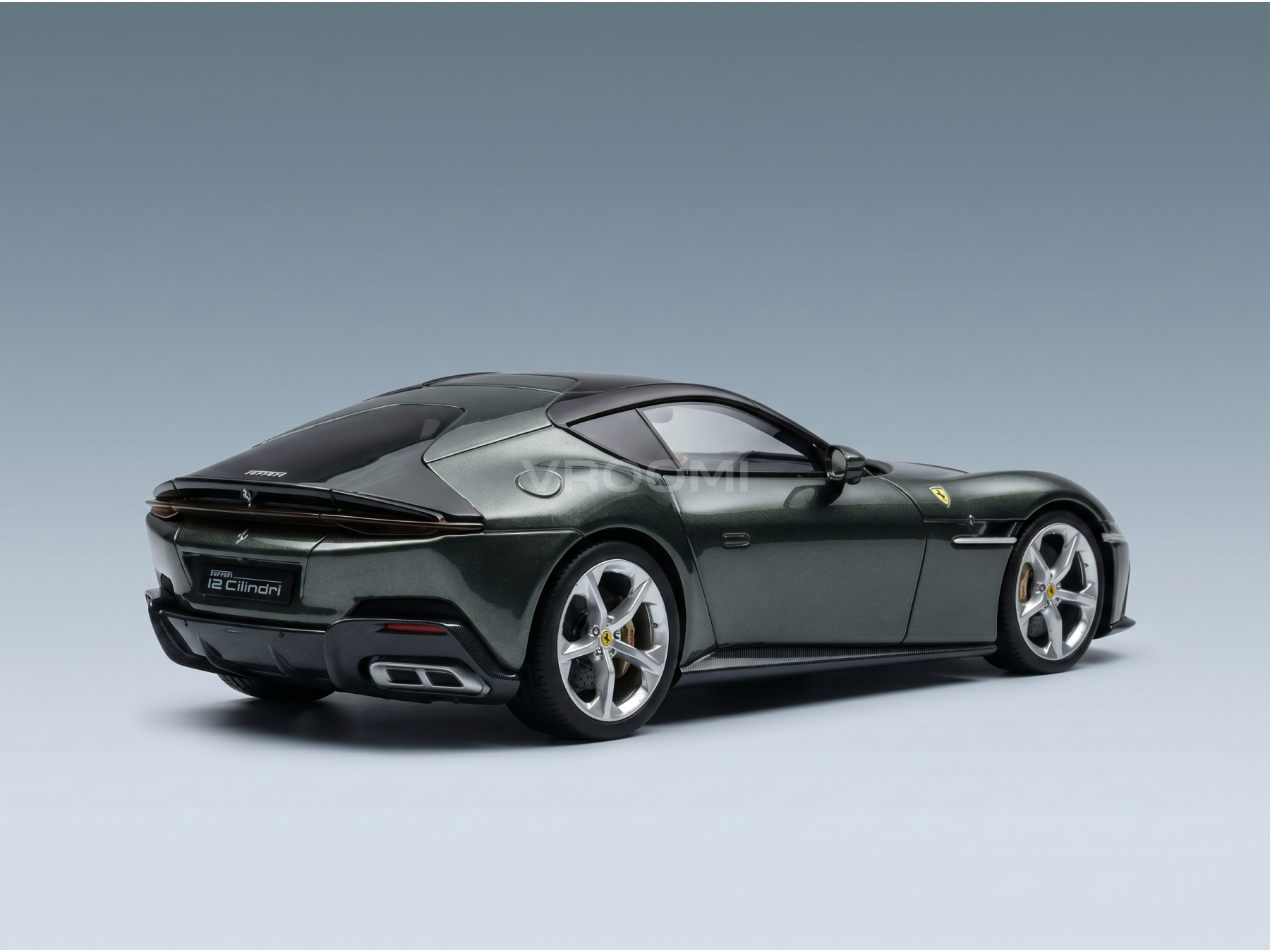 ferrari-12cilindri-v12-830cv-2024-verde-toscana-green-road-cars-450 - Vroomi