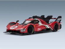 Maqueta de coche Ferrari rojo a escala 1:24 con rayas italianas, presentada por Vroomi para coleccionistas