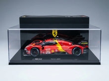 Ferrari 499P 3,0 l turbo V6 del equipo AF Corse n.º 51, ganador de las 24 Horas de Le Mans 2023, con Alessandro Pier Guidi, James Calado y Antonio Giovinazzi, con Showcase Racing Cars 643 - Vroomi