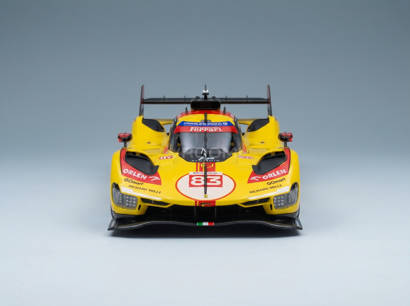 FERRARI | 499P 3.0L TURBO V6 TEAM AF CORSE N 83 24h LE MANS 2024 ROBERT KUBICA - ROBERT SHWARTZMAN - YIFEI YE - CON VETRINA - WITH SHOWCASE Scale model car on Vroomi