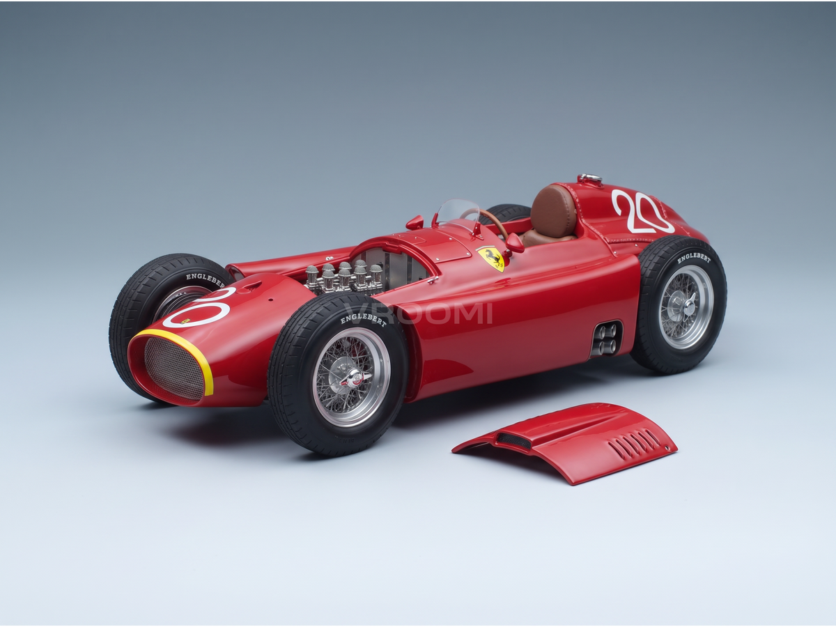 Modellino in scala Ferrari N 20 rosso con vano motore aperto, pneumatici Englebert e cofano rimosso — Vroomi