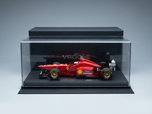 FERRARI | F1 F310/2 N 1 VINCITORE DEL GP DEL BELGIO (con figurina del pilota) 1996 MICHAEL SCHUMACHER
