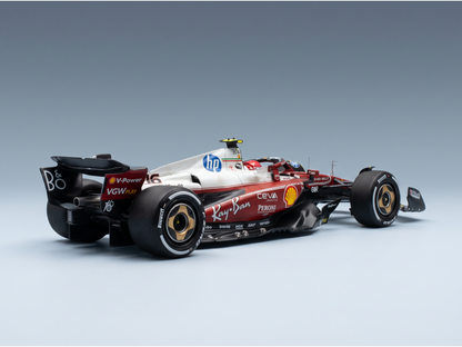 Modellino Ferrari F1 SF-25 rossa e bianca con loghi Shell, Ray-Ban, HP e livrea 50° anniversario di Lewis Hamilton e Niki Lauda