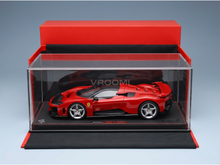ferrari-f80-2024-silver-rims-con-vetrina-with-showcase-rosso-corsa-red-black-road-cars-471 - Vroomi