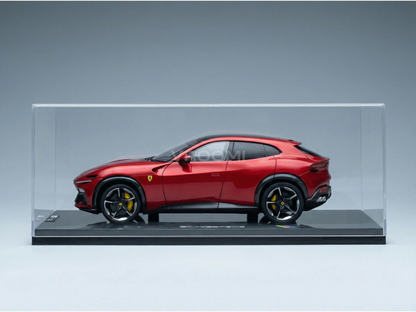 Rotes Ferrari Purosangue-Modellauto in Vitrine, hochwertige Druckguss-Nachbildung von Vroomi