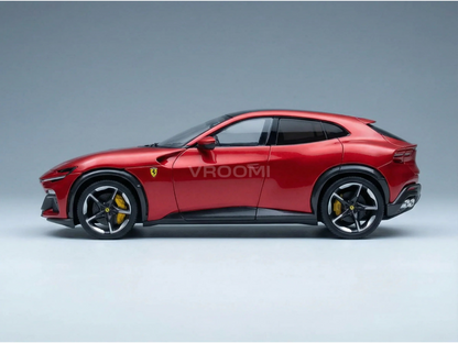 Von Vroomi präsentiertes Ferrari-Modellauto im Maßstab, das sich durch ein elegantes Design und gelbe Bremssättel auszeichnet.