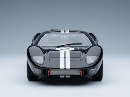 FORD USA | GT40 MKII 7,0 l V8 TEAM SHELBY AMERICAN INC. N° 2 WINNAAR 24 UUR VAN LE MANS 1966 BRUCE McLAREN - CHRIS AMON