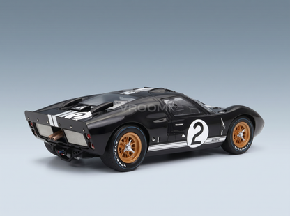 FORD USA | GT40 MKII 7,0 l V8 TEAM SHELBY AMERICAN INC. N° 2 WINNAAR 24 UUR VAN LE MANS 1966 BRUCE McLAREN - CHRIS AMON