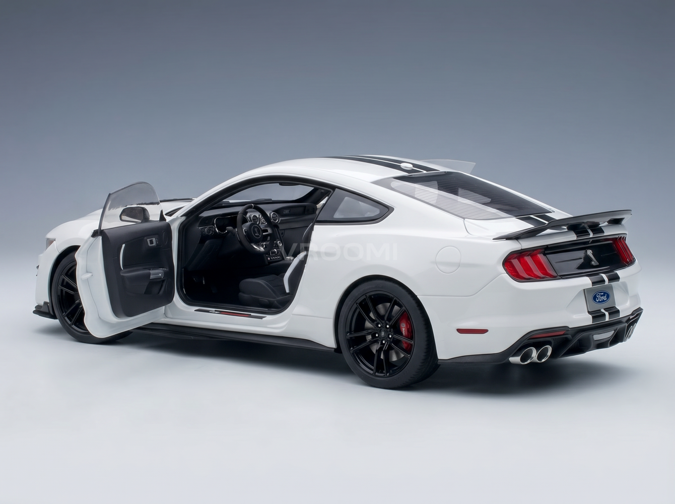 FORD EE. UU. - MUSTANG SHELBY GT500 COUPÉ 2023 - BLANCO OXFORD - Maqueta de coche en Vroomi