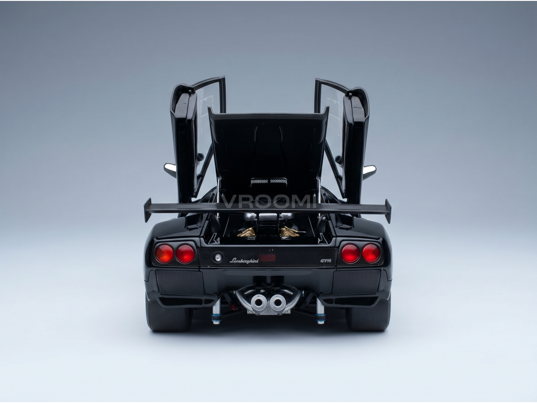 Zwart Lamborghini GTR-schaalmodel met open deuren en motor achterin, van Vroomi