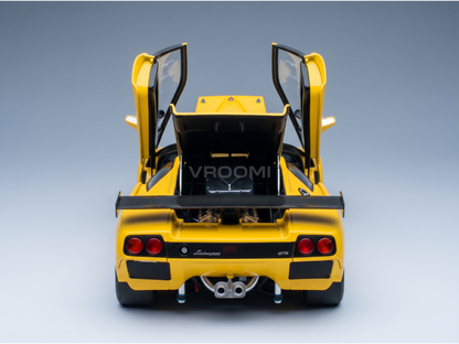 Geel Lamborghini GTR-schaalmodel met open deuren en een achterin geplaatste motorruimte, Vroomi
