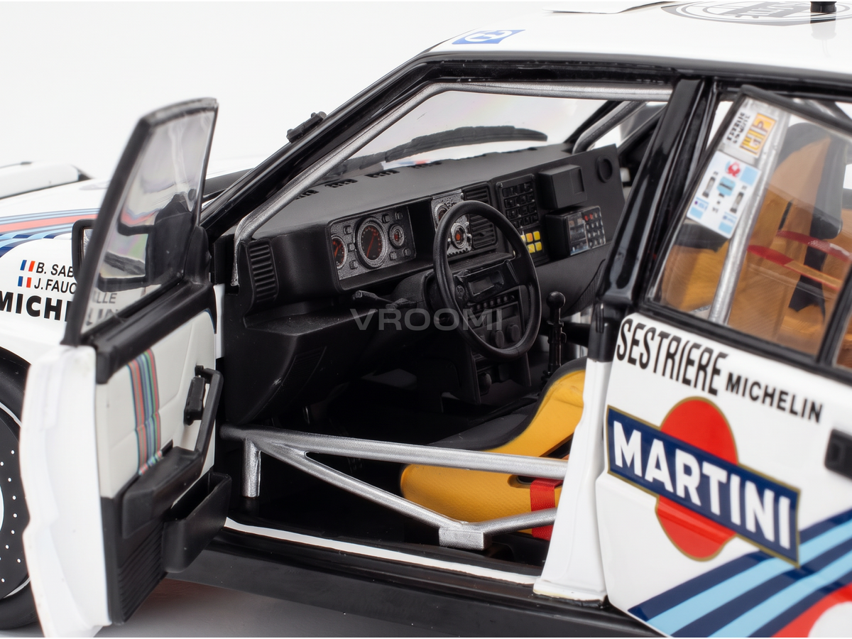 LANCIA - DELTA HF INTEGRALE 4WD TEAM MARTINI RACING (night version) N 3 WINNER RALLY MONTECARLO 1988 BRUNO SABY - JEAN