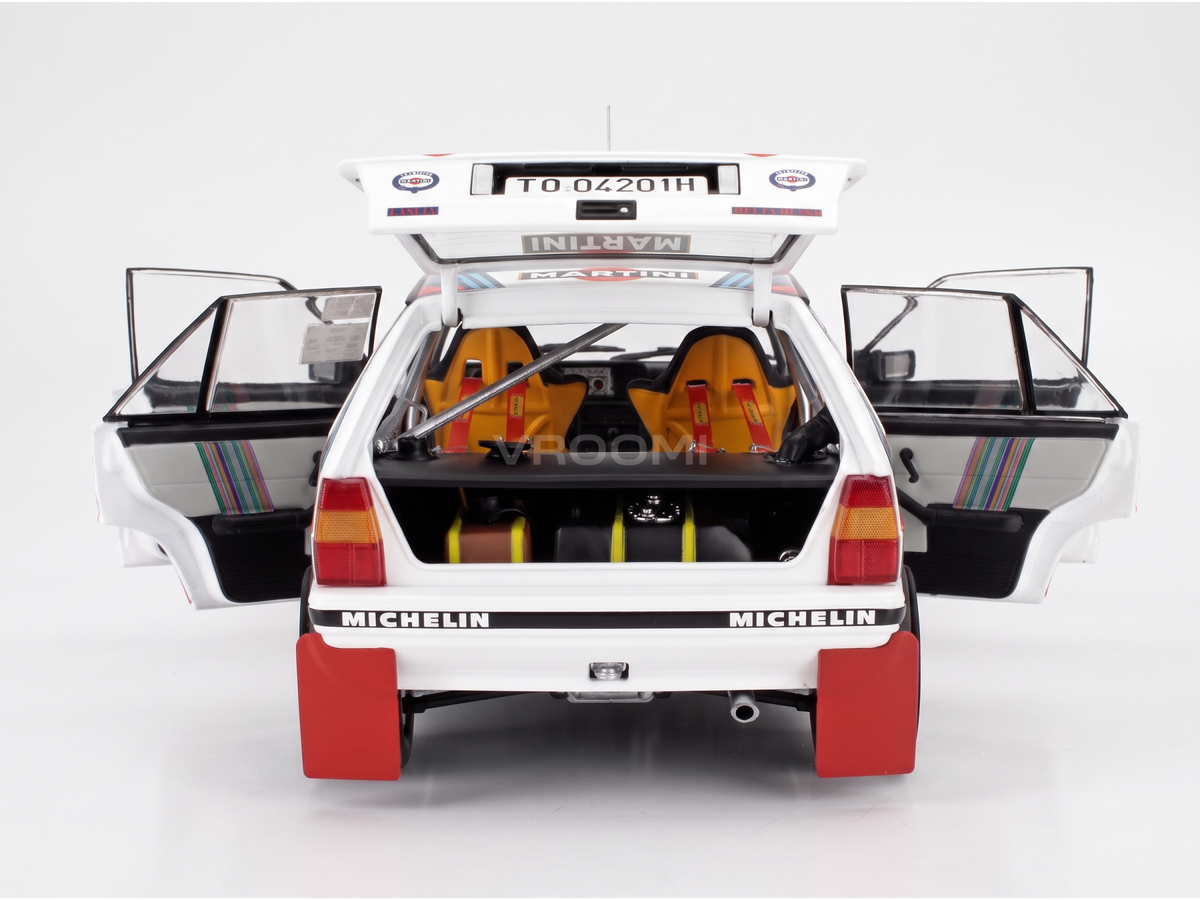 LANCIA - DELTA HF INTEGRALE 4WD TEAM MARTINI RACING (night version) N 3 WINNER RALLY MONTECARLO 1988 BRUNO SABY - JEAN