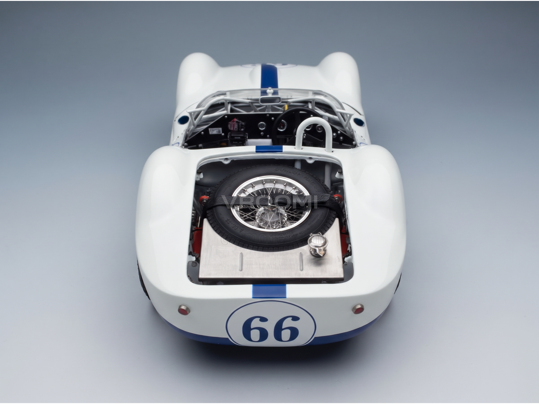 MASERATI - TIPO 61 2.9L S4 SPIDER BIRDCAGE N 66 WINNER CASTLE ROCK COLORADO SCCA 1960 JIM HALL - WHITE BLUE - RACING