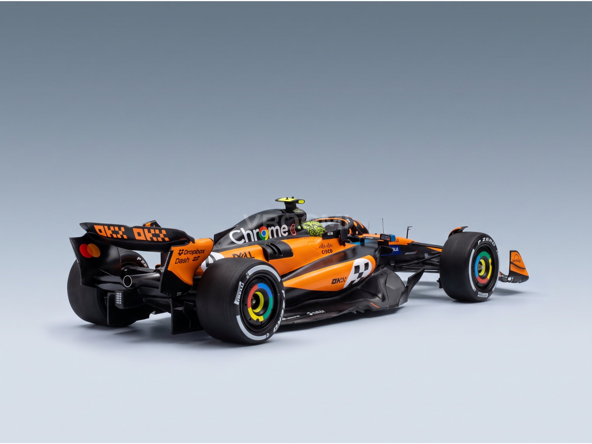 McLaren MCL39 McLaren F1 Team No. 4 Lando Norris Winner Monaco GP 2025 with Pit Board Spark Model 1:18 scale model - image 5