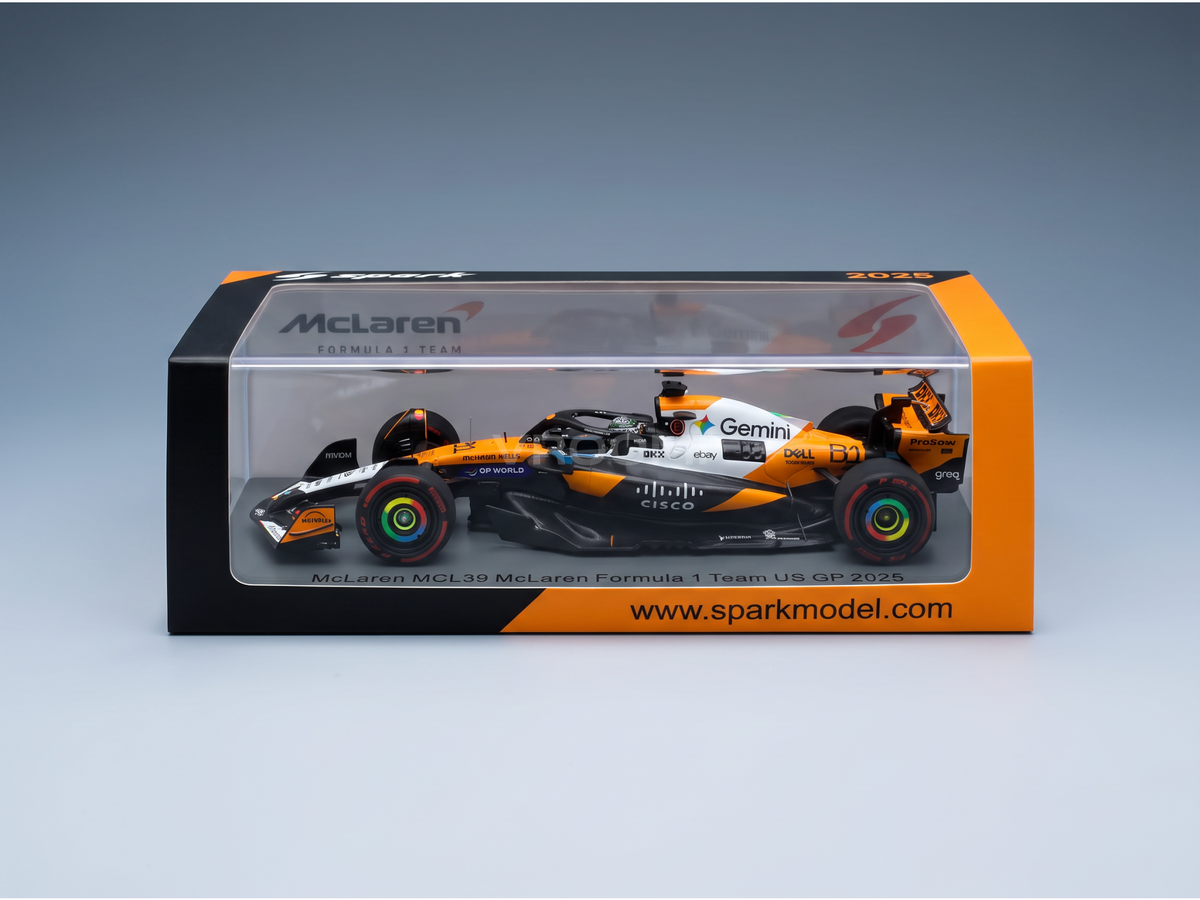 Voiture miniature McLaren F1 MCL39 orange et noire avec décalcomanies sponsors, Oscar Piastri, GP des États-Unis 2025