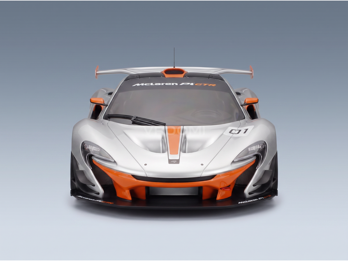 McLAREN - P1 GTR PEBBLE BEACH 2015 - CON VETRINA - WITH SHOWCASE - GREY ORANGE - ROAD CARS