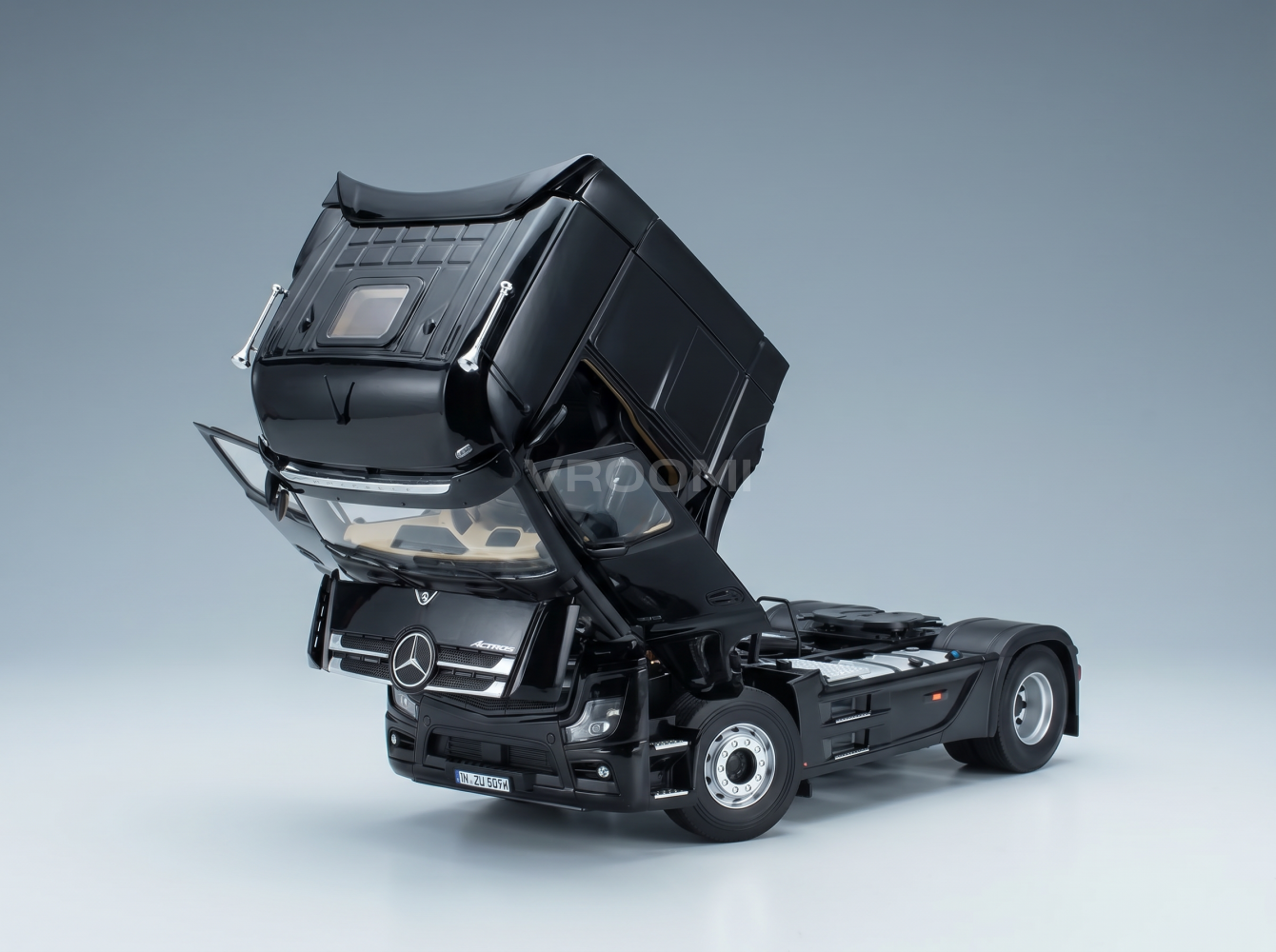 MERCEDES BENZ – ACTROS L 1863 GIGASPACE 4x2 Sattelzugmaschine 2-Achser 2023 – SCHWARZ Modellauto auf Vroomi
