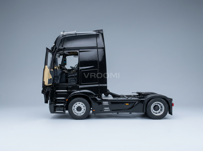 MERCEDES BENZ – ACTROS L 1863 GIGASPACE 4x2 Sattelzugmaschine 2-Achser 2023 – SCHWARZ Modellauto auf Vroomi