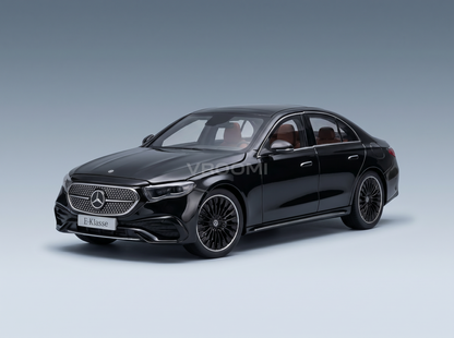 MERCEDES BENZ - E-CLASS (W214) AMG LINE 2023 - BLACK