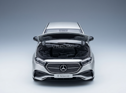 MERCEDES BENZ - CLASE E (W214) AMG LINE 2023 - PLATA