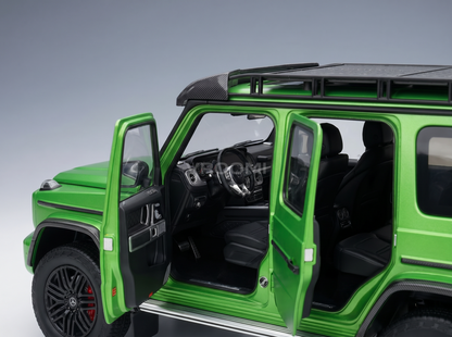 MERCEDES-BENZ – G-KLASSE G63 4x4 AMG 2023 – HELLGRÜN MAGNO – Modellauto auf Vroomi