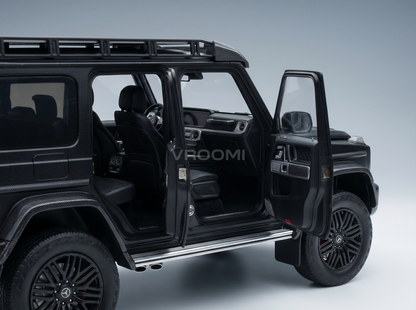 MERCEDES-BENZ – G-KLASSE G63 4x4 AMG 2023 – NIGHT BLACK – Modellauto auf Vroomi