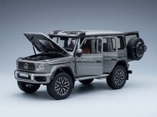 MERCEDES BENZ - CLASSE G G63 4x4 AMG 2023 - PLATIN MAGNO GREY - modellino in scala modellino Vroomi