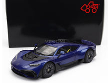 Maqueta a escala del Mercedes-AMG ONE azul de NZG, expuesta con la marca Vroomi para coleccionistas