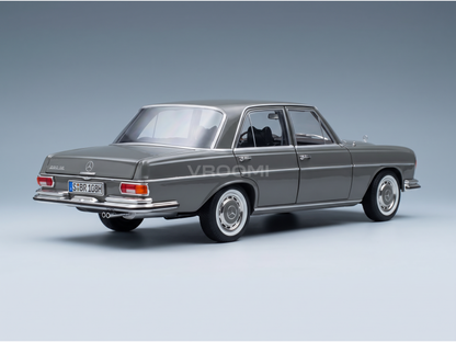 Mercedes-Benz 280 SE scale model car from Vroomi, showcasing classic design and detailed chrome accents.